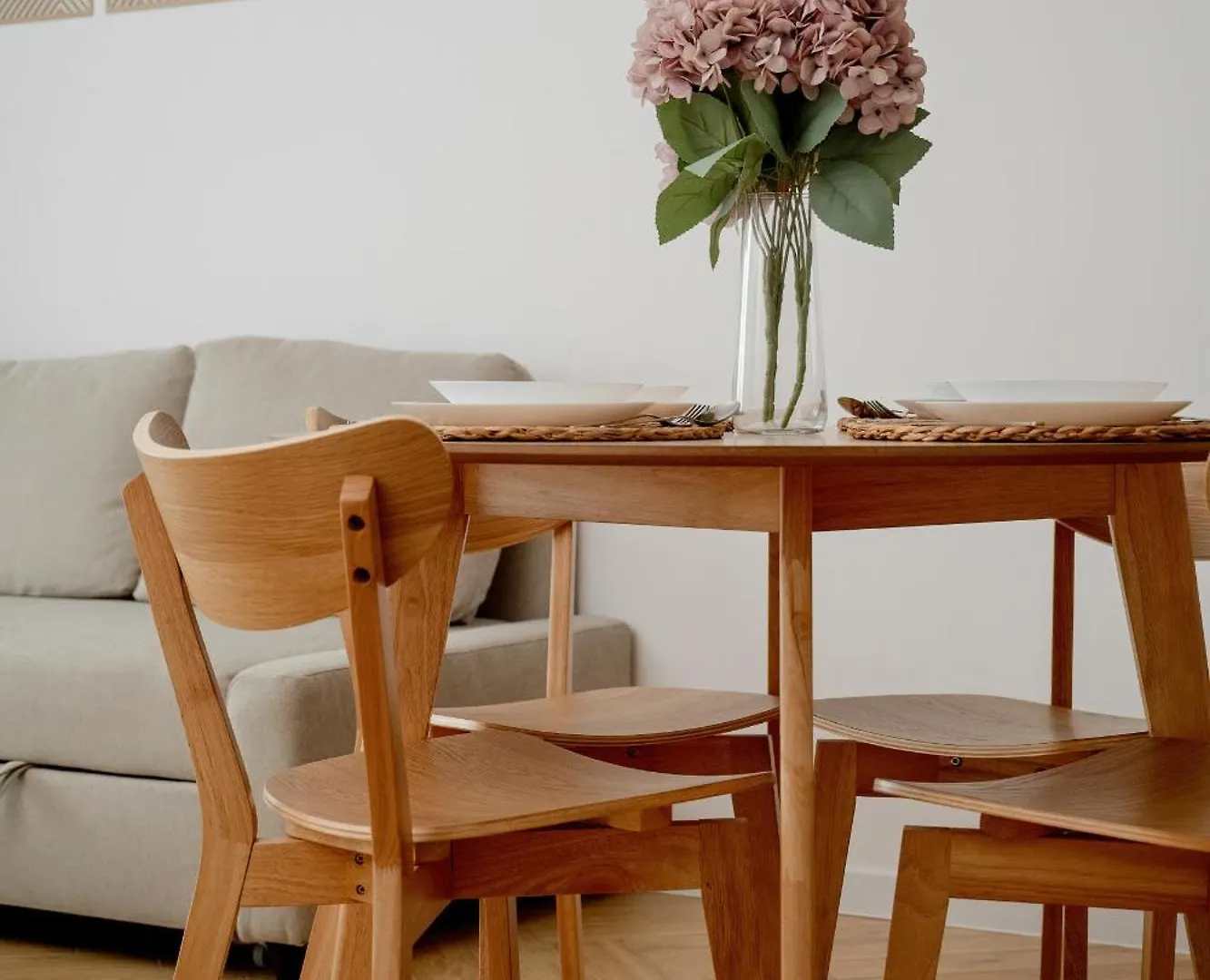 Stylowy Apartament W Odcieniach Bezu Balkon & Parking By Noclegi Renters Вроцлав 0*,  Польша